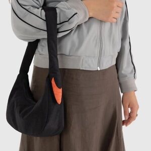 BAGGU Black Swan Bag Shoulder Handbag NWT